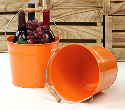 8 1/2in. Orange Pail Wooden Handle